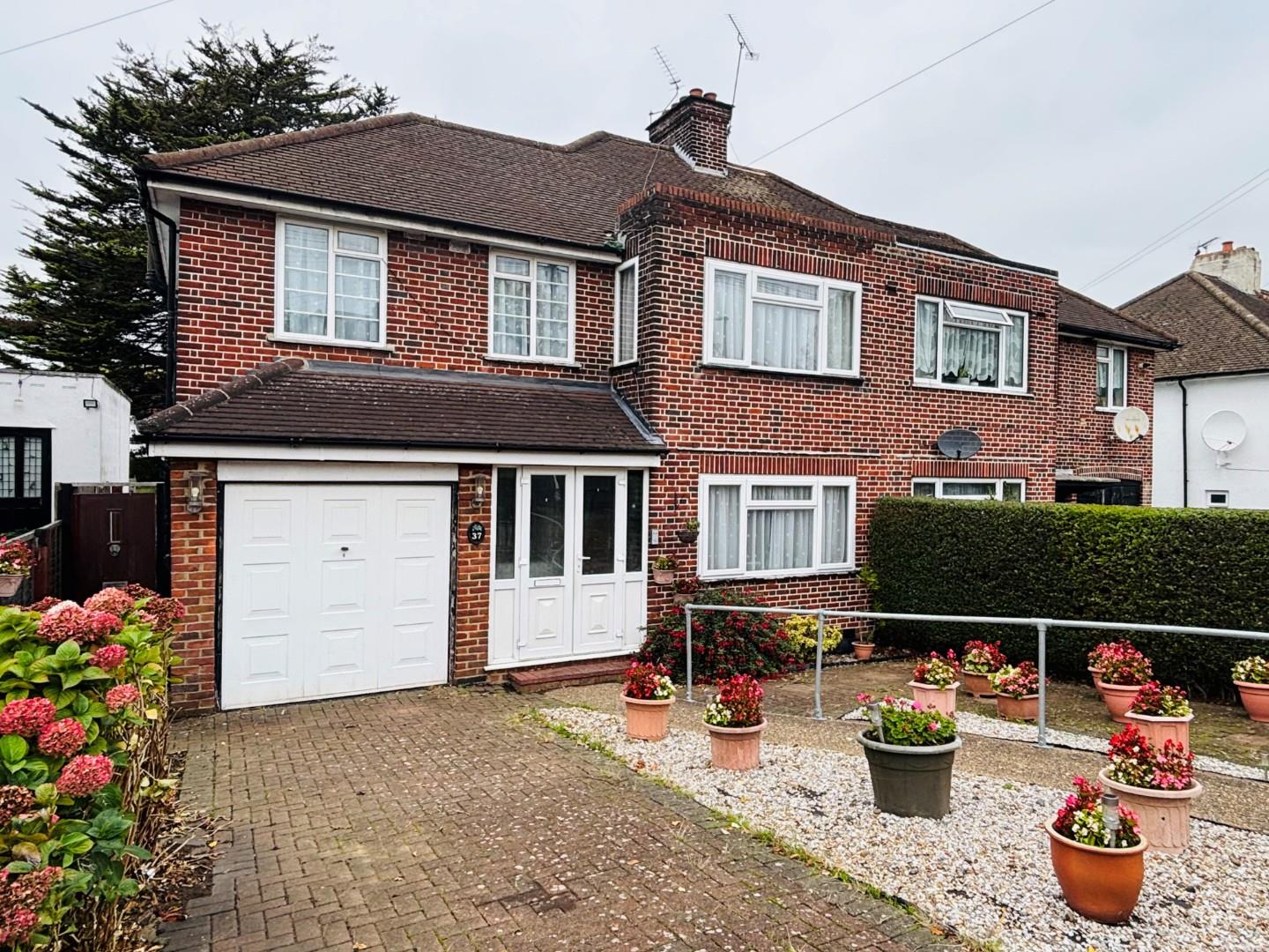 Fernside Avenue, Mill Hill, NW7, London